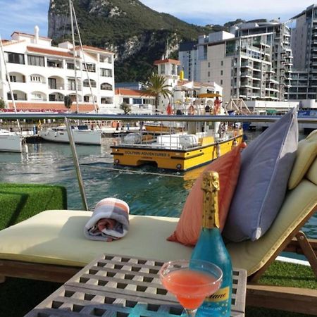Jasmine Coral Jay Boutique Boatel Ocean Village Gibraltar Exterior foto