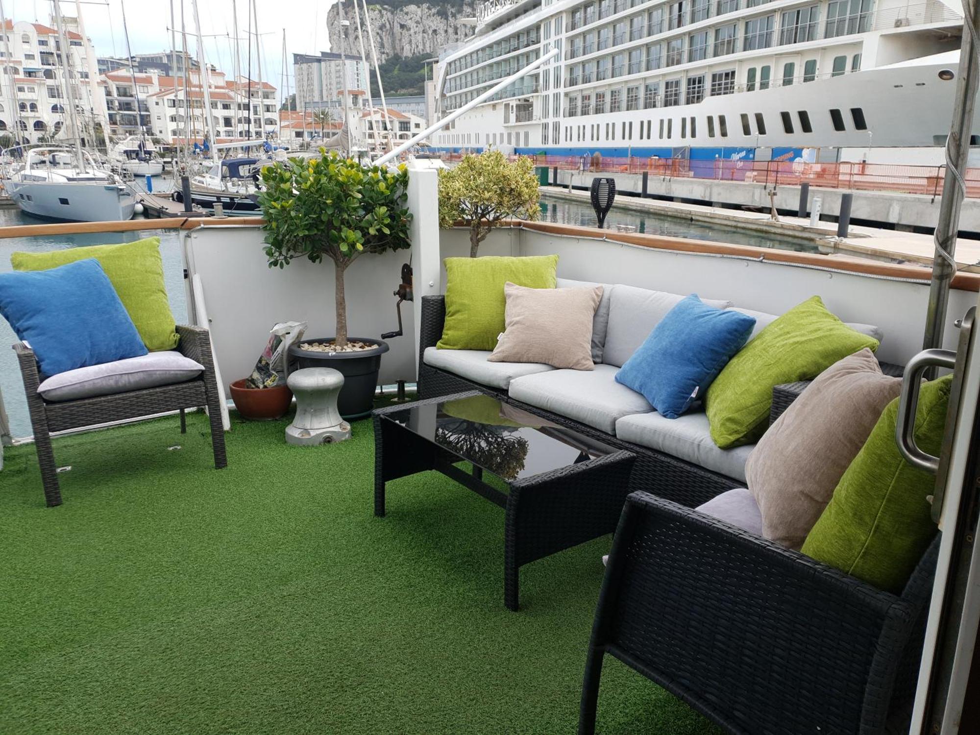 Jasmine Coral Jay Boutique Boatel Ocean Village Gibraltar Cameră foto